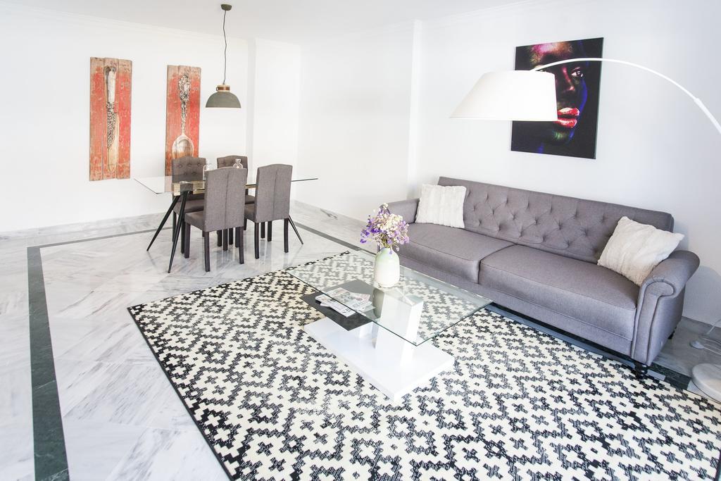 Dama De Noche Playground Apartment Marbella Bagian luar foto